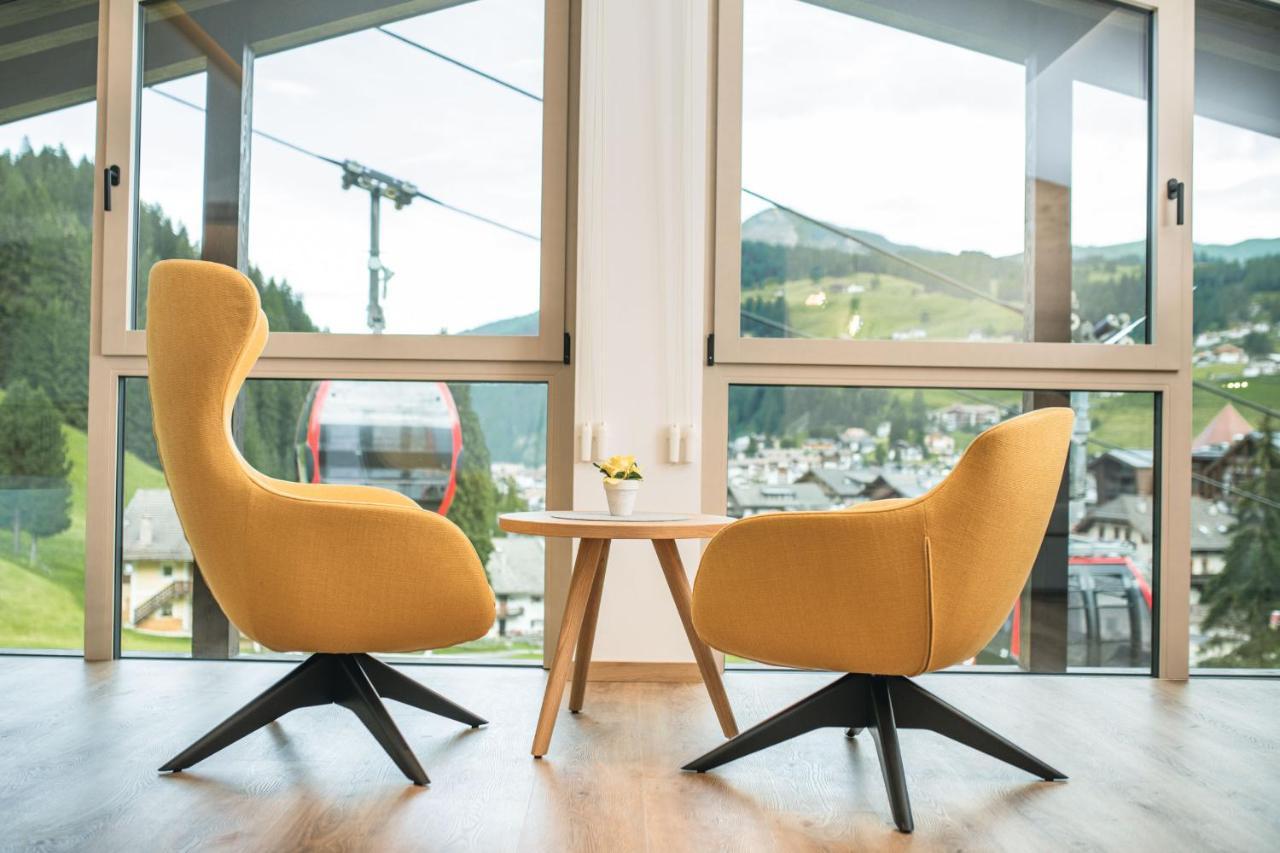 Garni Hotel Miara - Your Dolomites Home Selva di Val Gardena Exterior foto