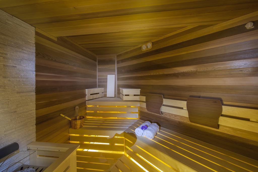 Garni Hotel Miara - Your Dolomites Home Selva di Val Gardena Exterior foto