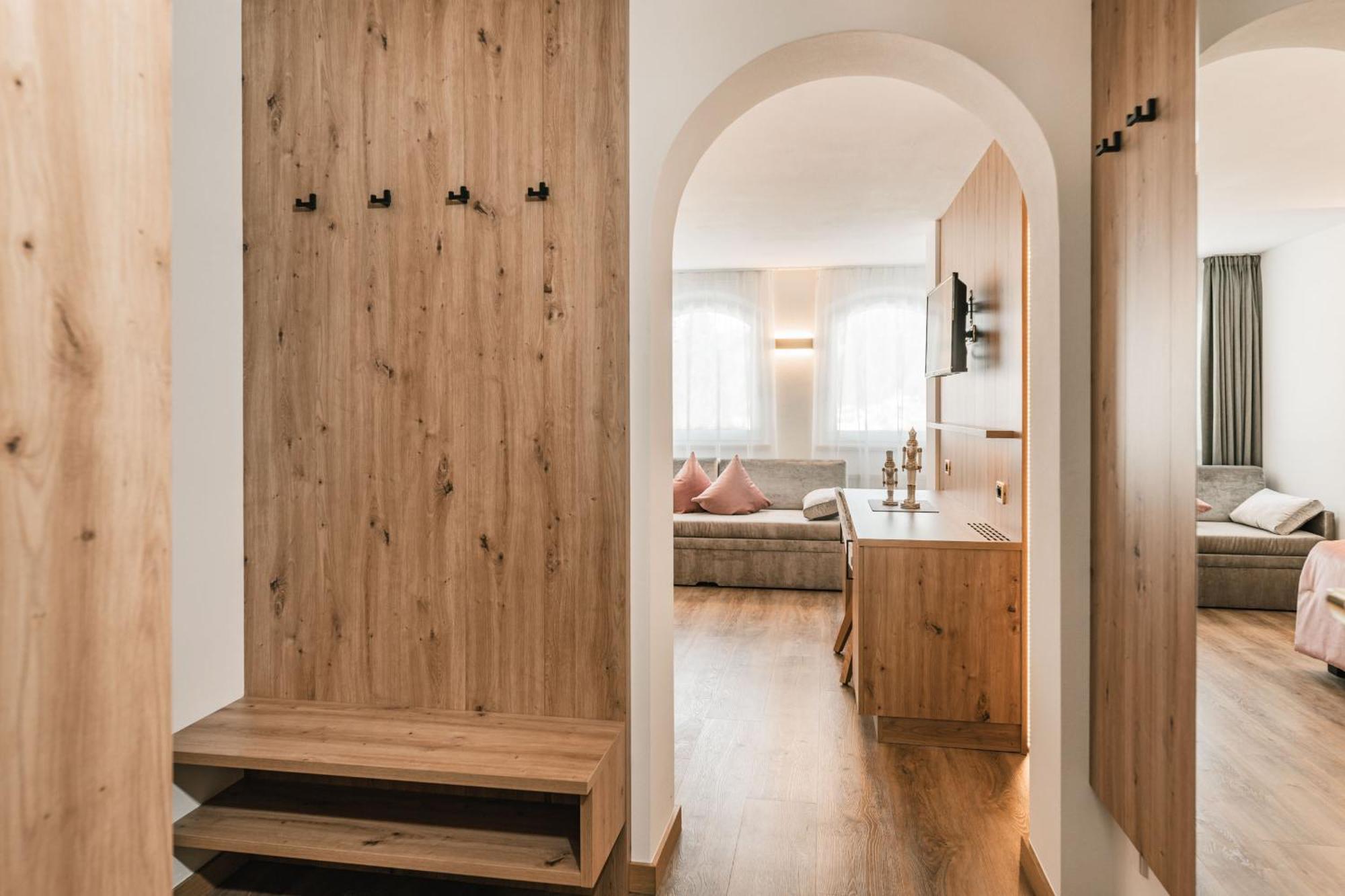 Garni Hotel Miara - Your Dolomites Home Selva di Val Gardena Exterior foto