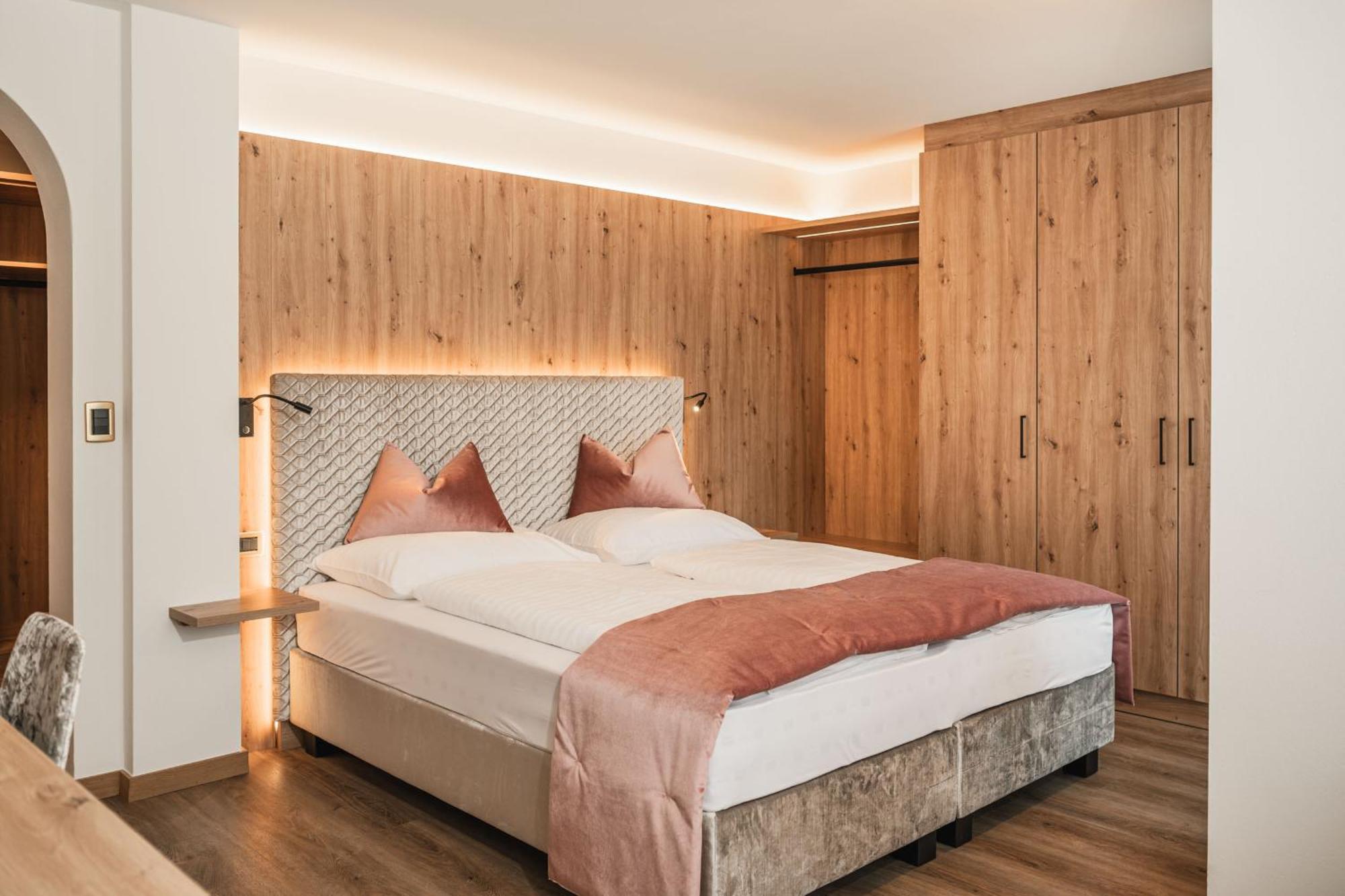 Garni Hotel Miara - Your Dolomites Home Selva di Val Gardena Exterior foto